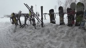 #Парковка сноубордов и лыж ;)Сахалин.Горный воздух.