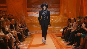 Показ женской коллекции Louis Vuitton весна-лето 2024