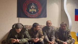 🔴Бойцы штурмового батальона «Нефрит» из Бурятии взяли в плен четырёх хряков🔴