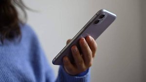 Мобильные компании начали предоставлять клиентам доступ к ИИ