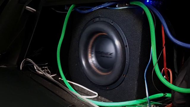 Установка сабвуфера DL AUDIO PHOENIX BLACK BASS с прослушиванием в шевроле круз 