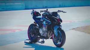 Новинка! Cf Moto 675NK GP Edition 2026