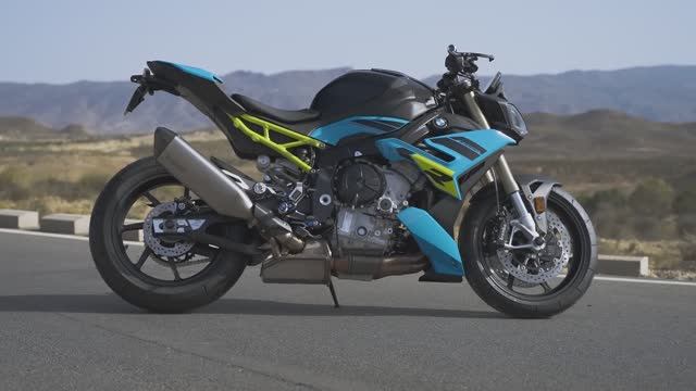 BMW S1000R 2025 Official Video