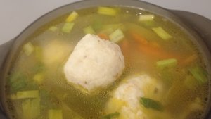 Суп с творожным фрикадельками