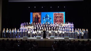 "Вот солдаты идут" и Стихиры Русским святым