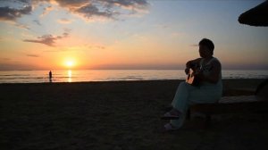 К Р У П И Ц А - очень красивая лирическая песня  замечательного автора Евгения Бачурина