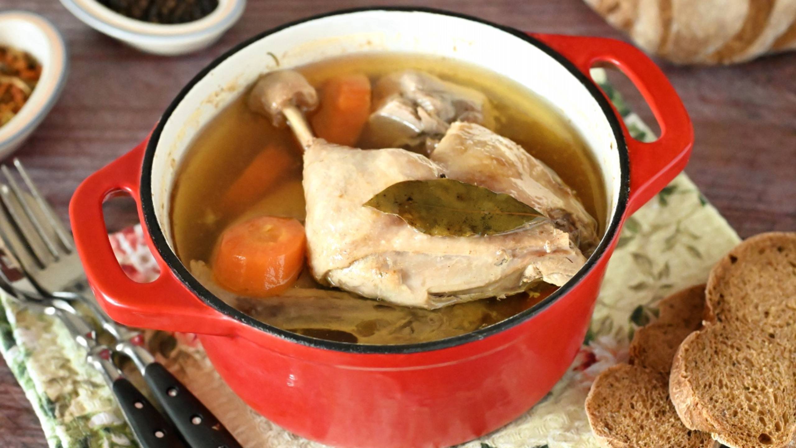 Вареная утка - суп и второе, готовим полезную еду для семьи на 2 дня