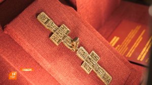 Энколпион передали в Ризницу