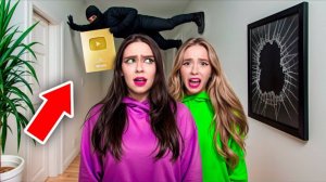 МЕНЯ ОГРАБИЛИ :(