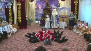 Танец морозят новогоднем утреннике в детском саду. Танец мальчиков на новый год.