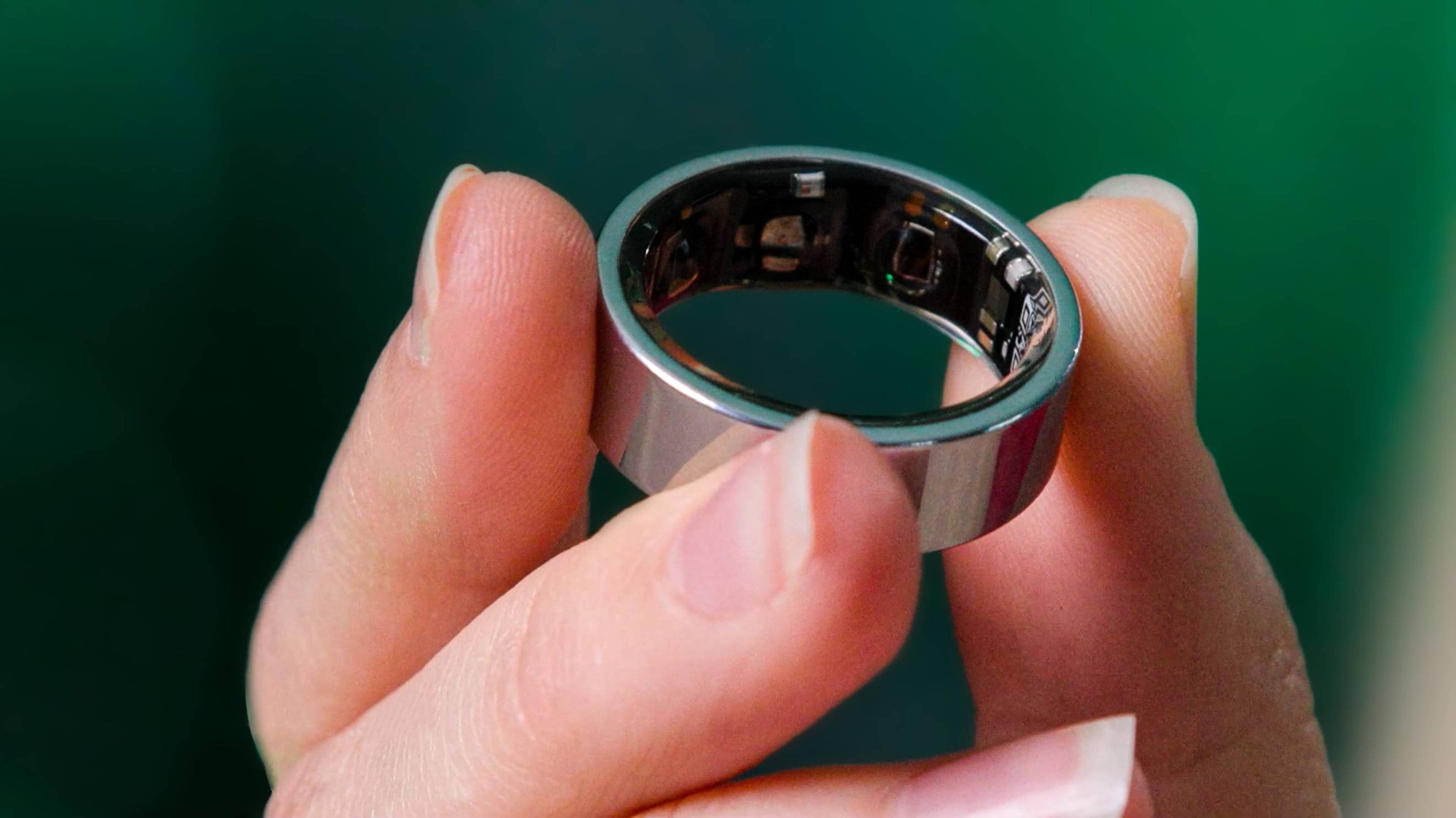 ЧТО ЛУЧШЕ — УМНОЕ КОЛЬЦО SBER ИЛИ СМАРТ-ЧАСЫ?