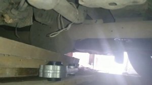 Стук в подвеске Рено Логан 1, замена подушке  опоры