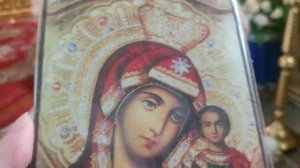 Я приложила ваши письма и иконы с капсулой к чудотворной иконе Пресвятой Богородицы Казанской