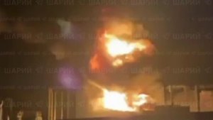 Взрывы и пожары после ударов российской армии начались на военных объектах на Украине