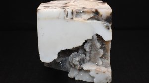 Куб Агат с прокварцовкой, 293 г, Бразилия