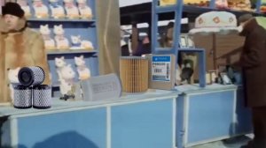 Налетай, торопись, покупай...