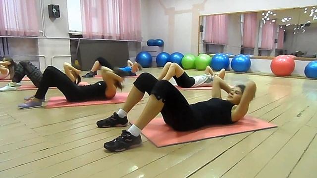 6. Изучение техники аэробных упражнений с отягощениями