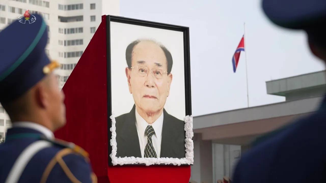 Похороны покойного Ким Ён Нама состоялись смотреть онлайн