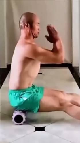 1.Ролик- массаж- упражнение- растяжка