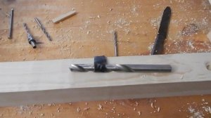 Сборка  стола вот таким образом в старинном доме