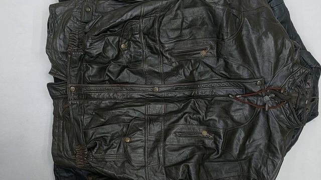 Куртки кожаные  секонд оптом 4 пак
