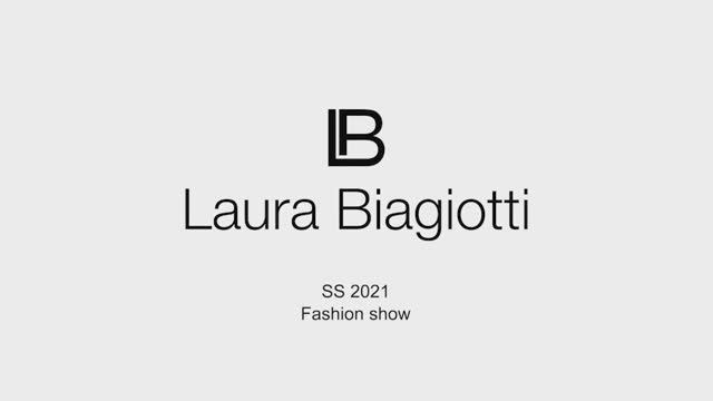 Показ женской коллекции Laura Biagiotti весна-лето 2021