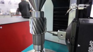 Измерение цилиндрического зубчатого колеса с наклонным зубом с модификацией профиля и направления