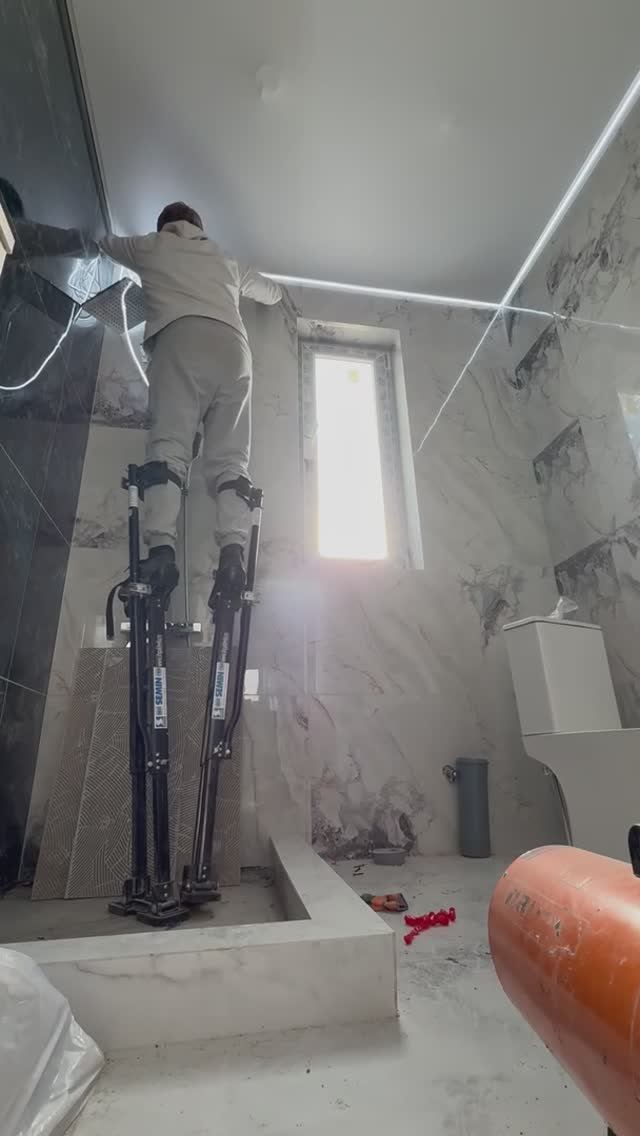 Строительные ходули для парящего потолка. смотреть онлайн