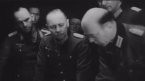 7 ноября 1941 года.
Гитлер стоит в нескольких десятках километров от города.