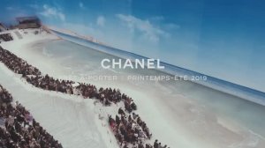 Показ женской коллекции Chanel весна-лето 2019