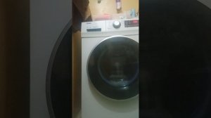 стирка полотенца с большим количеством пены