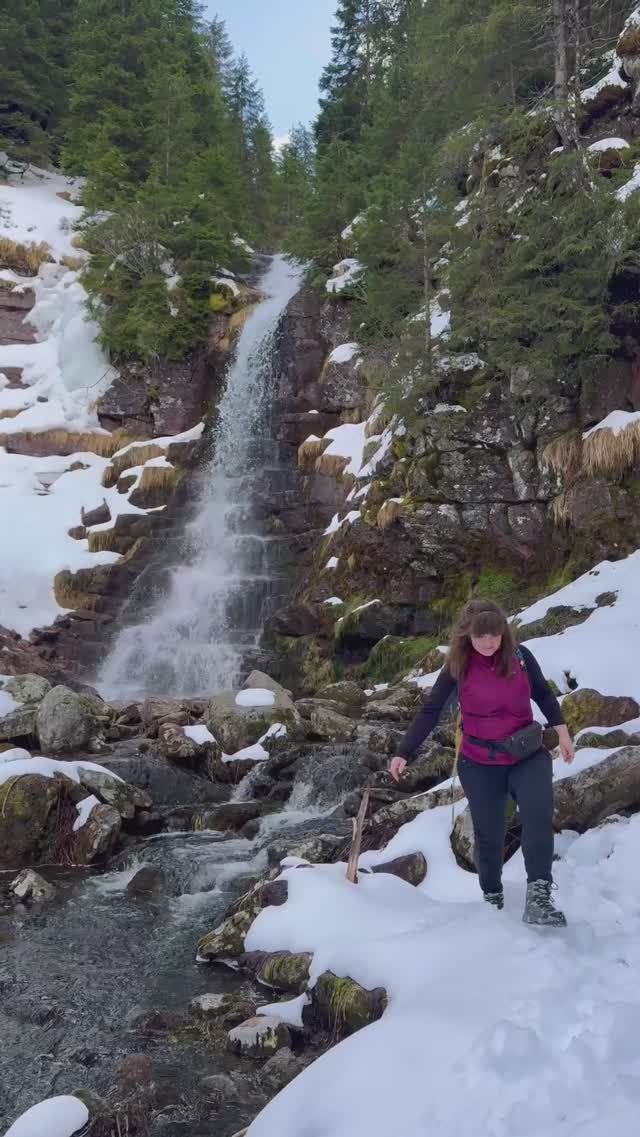 Самые красивые места мира. Водопад Три кладенца. Стара Планина. Сербия #поход #горы #путешествия смотреть онлайн