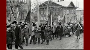 В НОЯБРЕ ВСПОМИНАЕМ ОКТЯБРЬ...