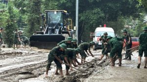 Сотни россиян не могут покинуть Вьетнам из-за разрушительного тайфуна