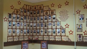 В музее школы № 22 открылась выставка об авиации и знаменитых лётчиках