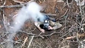 Все больше украинских военных принимают решение сложить оружие под Константиновкой в ДНР