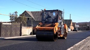 В Ташлы-Тале близится к завершению капитальный ремонт главной улицы - Ленина