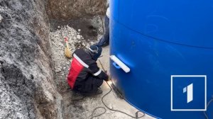 ⚡️ В посёлке Большое Орехово Советского района Макеевки устанавливают 100-тонную водонапорную башню