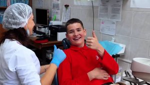 Лучший школьный стоматолог Югры рассказала о собственном подходе лечения зубов