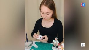 Жительница Приуральского района мастерит ямальские куклы