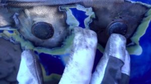 Удаляем болты с лицевой стороны рамы. Продолжение подготовки трака к трак шоу. серия 3