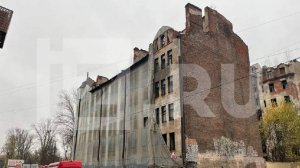 В Санкт-Петербурге частично обрушился нежилой дом XX века