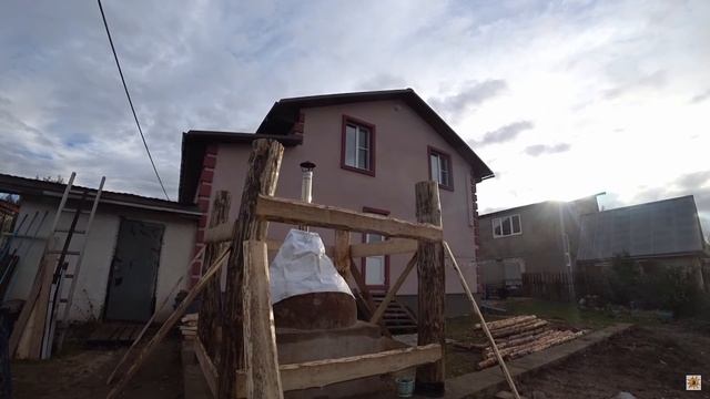 Домик из валежника для уличной печи . Без гвоздей .Своими руками. Начало . Часть 1 . смотреть онлайн