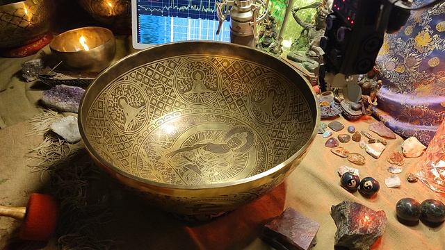 40см.    Ре 72 223 432 707 1008 гц.,   6.3 кг