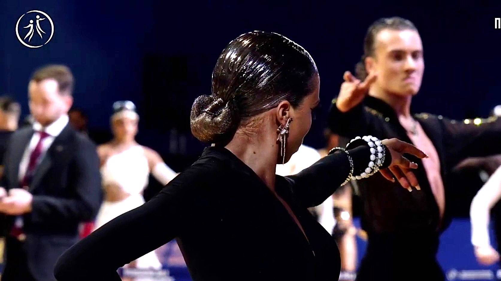 Спортивные бальные танцы!!! Пасодобль!!!!