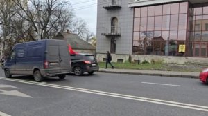 В годовщину Октябрьской революции в Донецке проходят локальные автопробеги, организованные коммунист