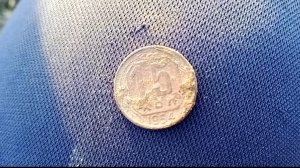 В поисках драгоценностей, на старом Советском пляже.