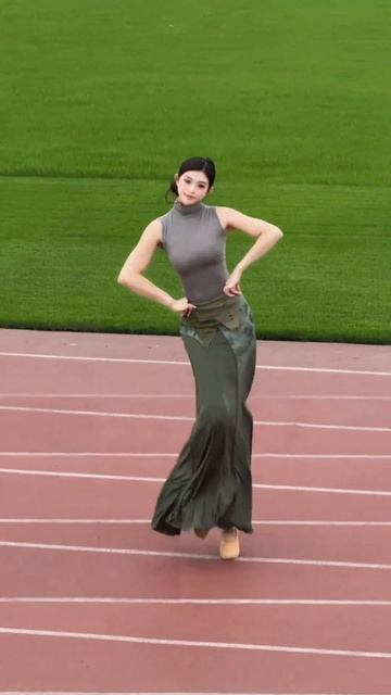 Гора к горе, утес к утесу. Конкурс. Midu Echoing