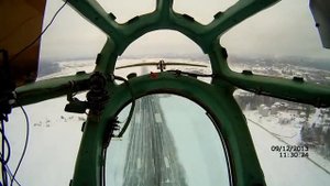 Взлет-посадка из штурманской кабины Ту-134 .