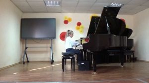 Играет Лилия Балаклеец